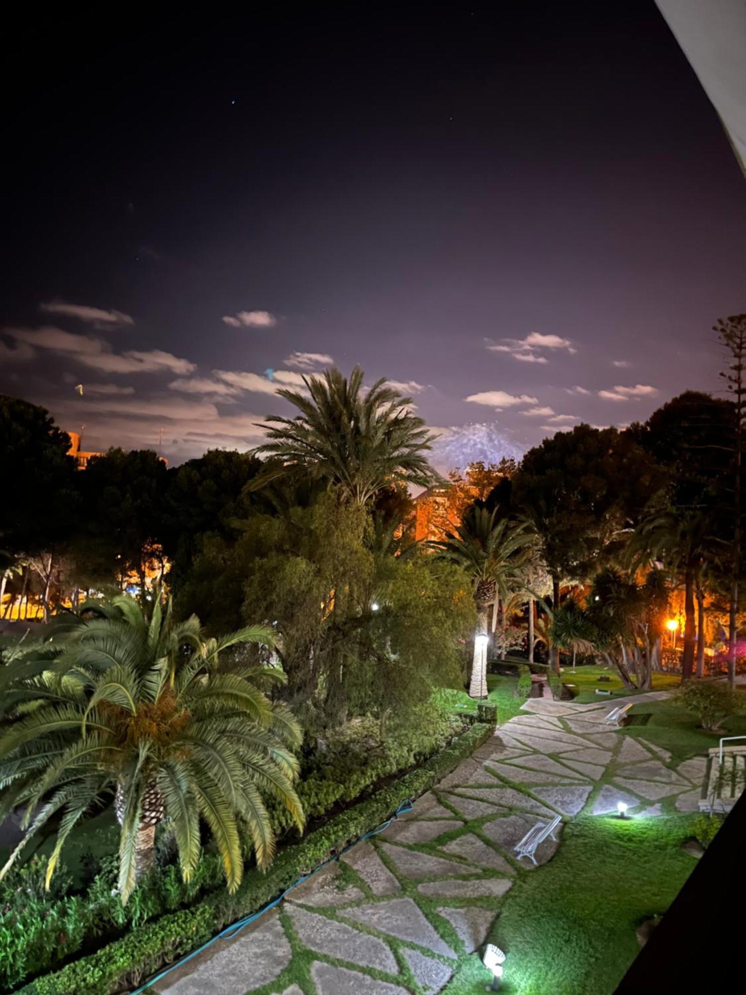 Parque La Chicharra Near Alicante And Beach Bagian luar foto